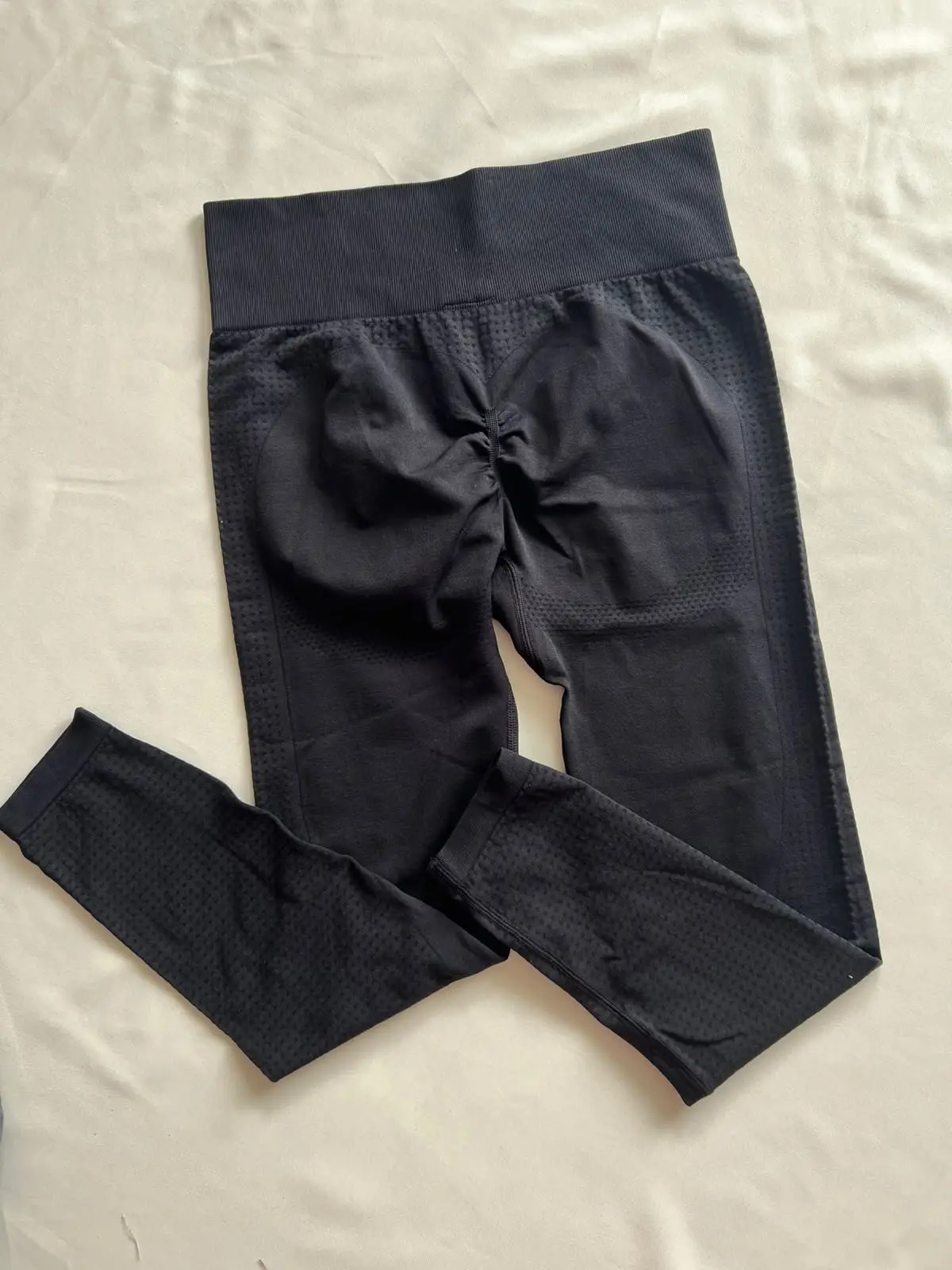 Leggins Tauri push up en negro